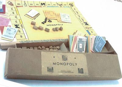 monopoly history charles darrow game pieces